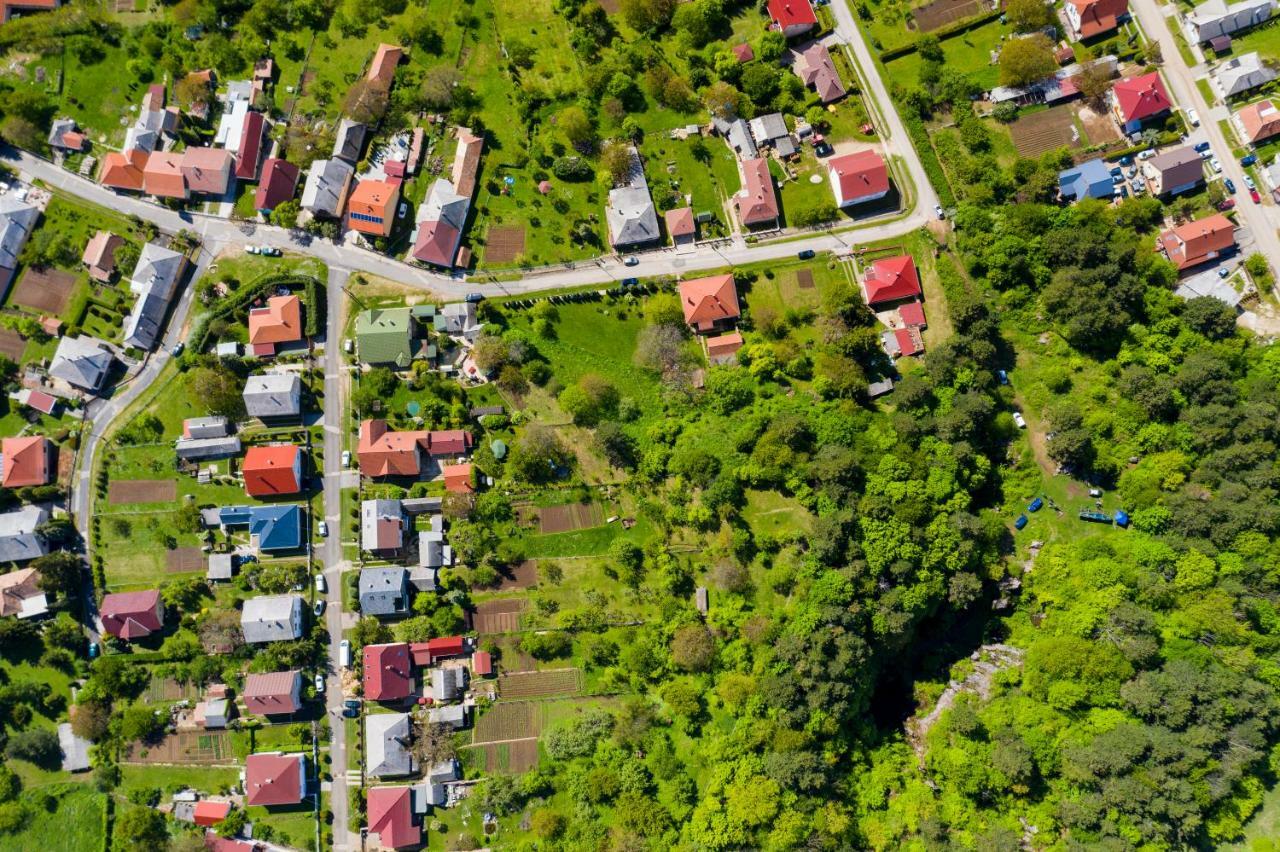 Oeskarszt Apartman Urkut Екстериор снимка